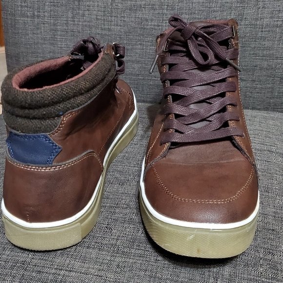 Men's shoes - Picture 2 of 4